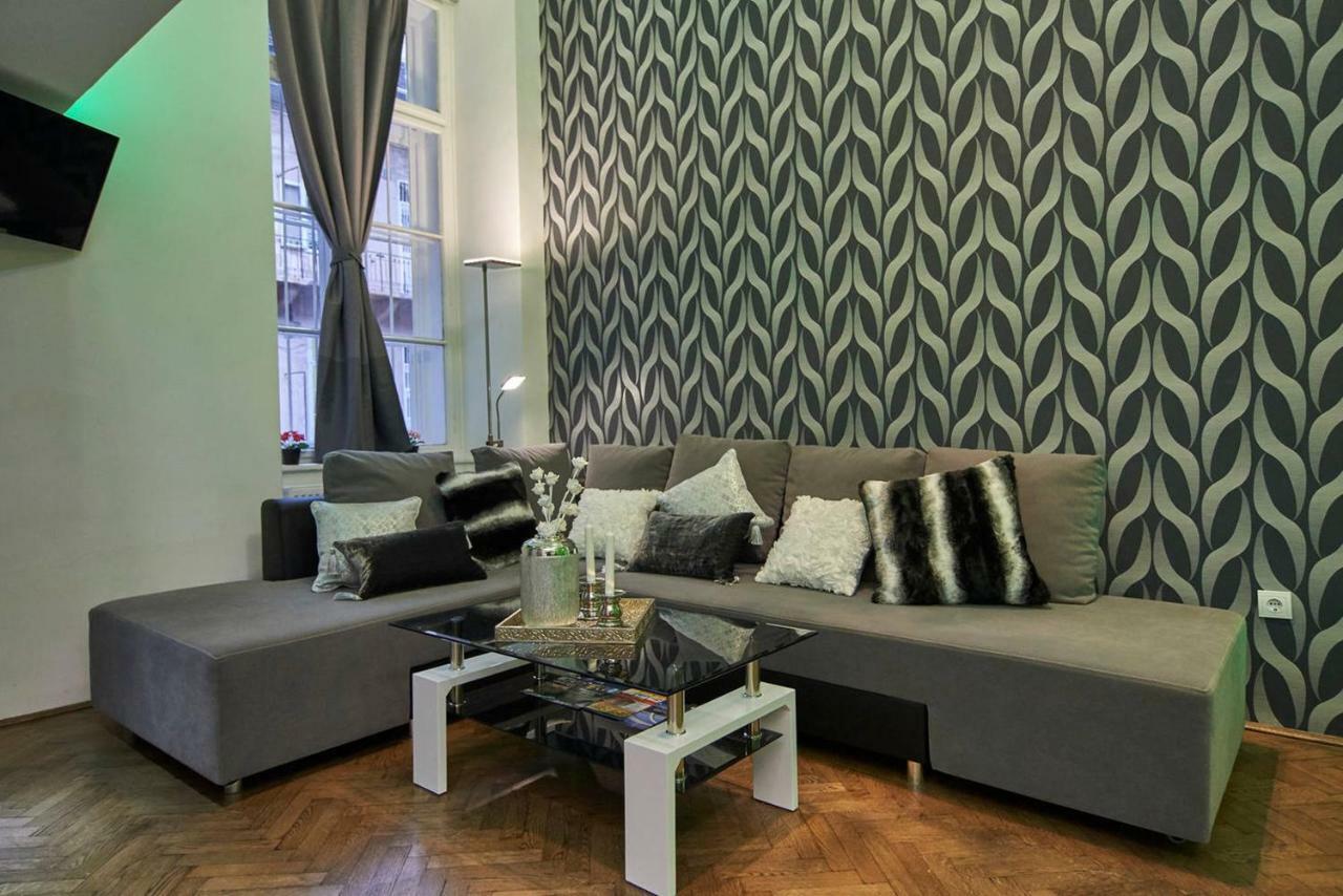 Feel Different Apartment Budapest Extérieur photo