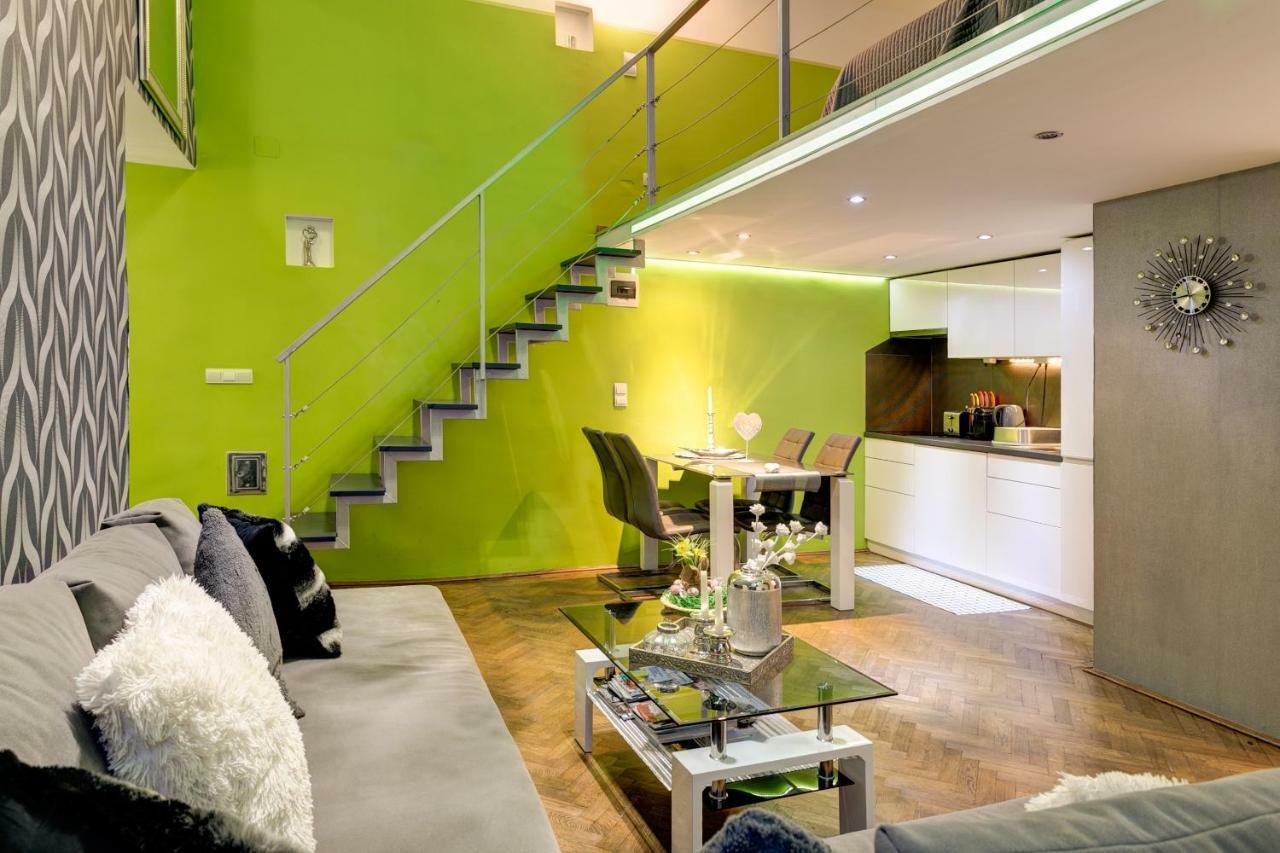 Feel Different Apartment Budapest Extérieur photo
