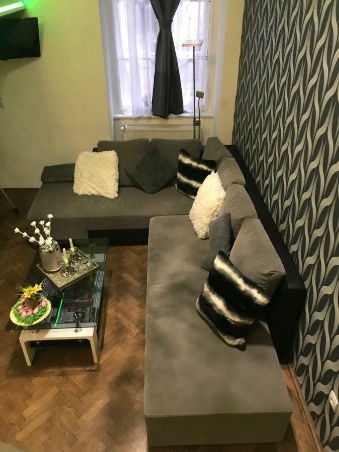 Feel Different Apartment Budapest Extérieur photo