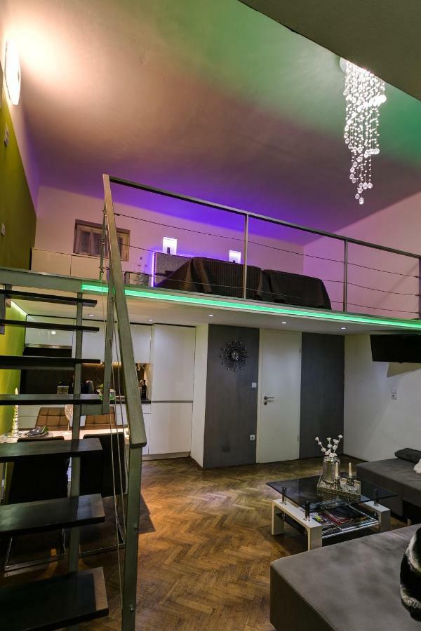 Feel Different Apartment Budapest Extérieur photo