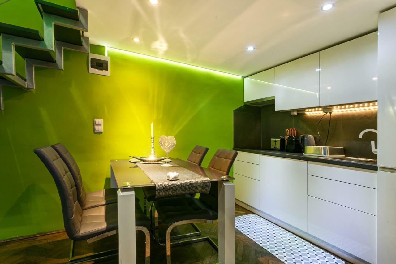 Feel Different Apartment Budapest Extérieur photo